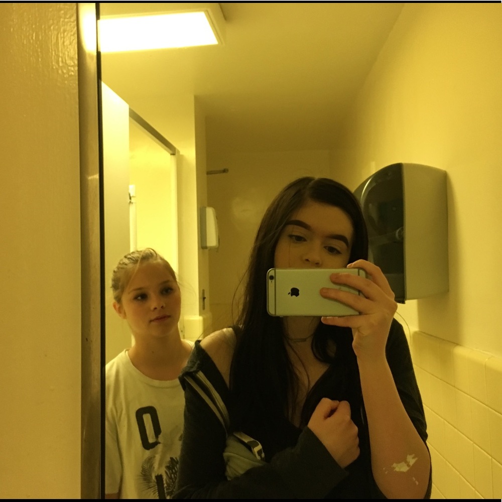 Meet your Posher, Lauren